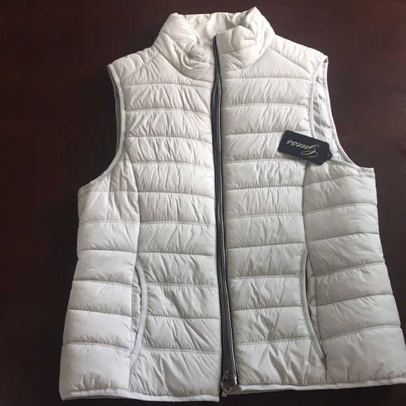 Guess Jackets & Blazers - Guess quilted vest in size M